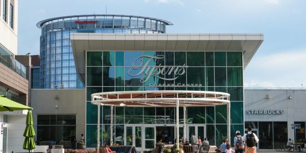 Tysons_342_Tysons_Corner_Center